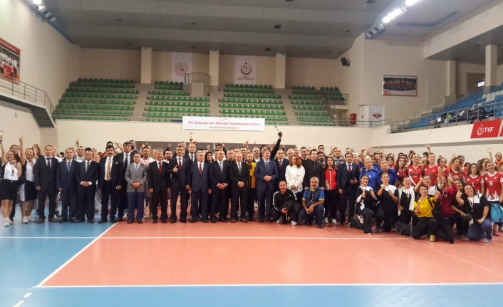 Türkiye Öğretmenler Kupası'nda Esenyurt 2'nci Oldu