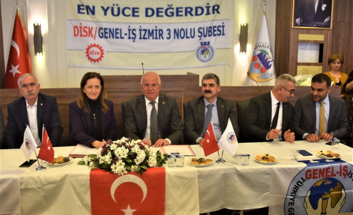 Kemalpaşa’da toplu iş sözleşmesi sevinci