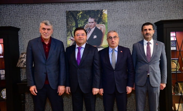 Kadem Ekşi'den Başkan Ali Kılıç’a Taziye Ziyareti