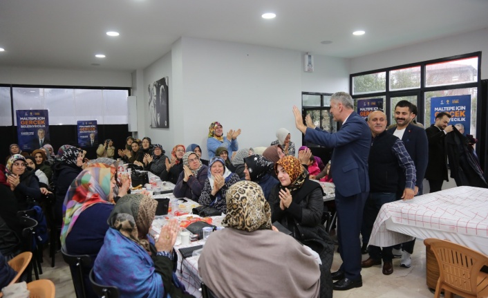 Cumhur İttifakı Ak Parti Maltepe Belediye Başkan Adayı Kadem Ekşi, Büyükbakkalköylü kadınları dinledi
