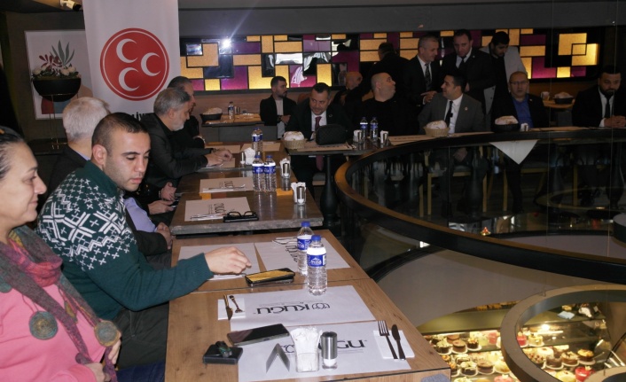 MHP Maltepe İlçe Başkanı Aykut Doğan, Mahalle Muhtarlarıyla Kahvaltıda Buluştu