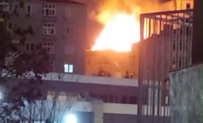 Kartal'da Yangın Paniği!