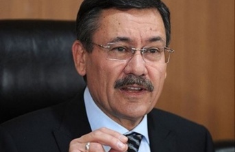 Melih Gökçek: Kameraları sökmeye güreşçiler geldi!