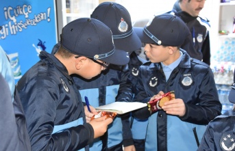 Pendik’te çocuk zabıtalar, kantin ve pazarları denetledi