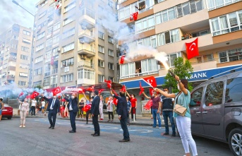 Karabağlar'da Muhteşem Kutlama