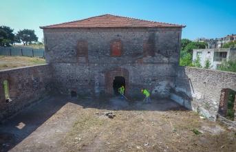 Bergama’daki tarihi binalara restorasyon başladı