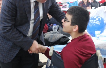AK Parti Grup Bakanvekili YIlmaz Tunçtan Engelliler Günü Mesajı