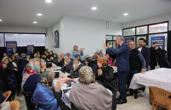 Cumhur İttifakı Ak Parti Maltepe Belediye Başkan Adayı Kadem Ekşi, Büyükbakkalköylü kadınları dinledi
