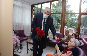 Kadem Başkan'dan bakım evi ziyareti