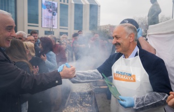 Başkan Karakaya'dan hamsi şöleni