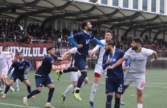 Gülsuyu Spor 2- 0 Rakibine fırsat vermedi.